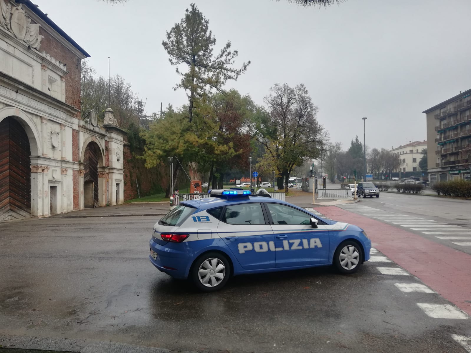 Lite fra due donne. Una è grave per una coltellata