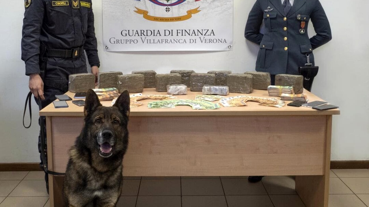 Sequestrati 12 chili di hashish a Peschiera