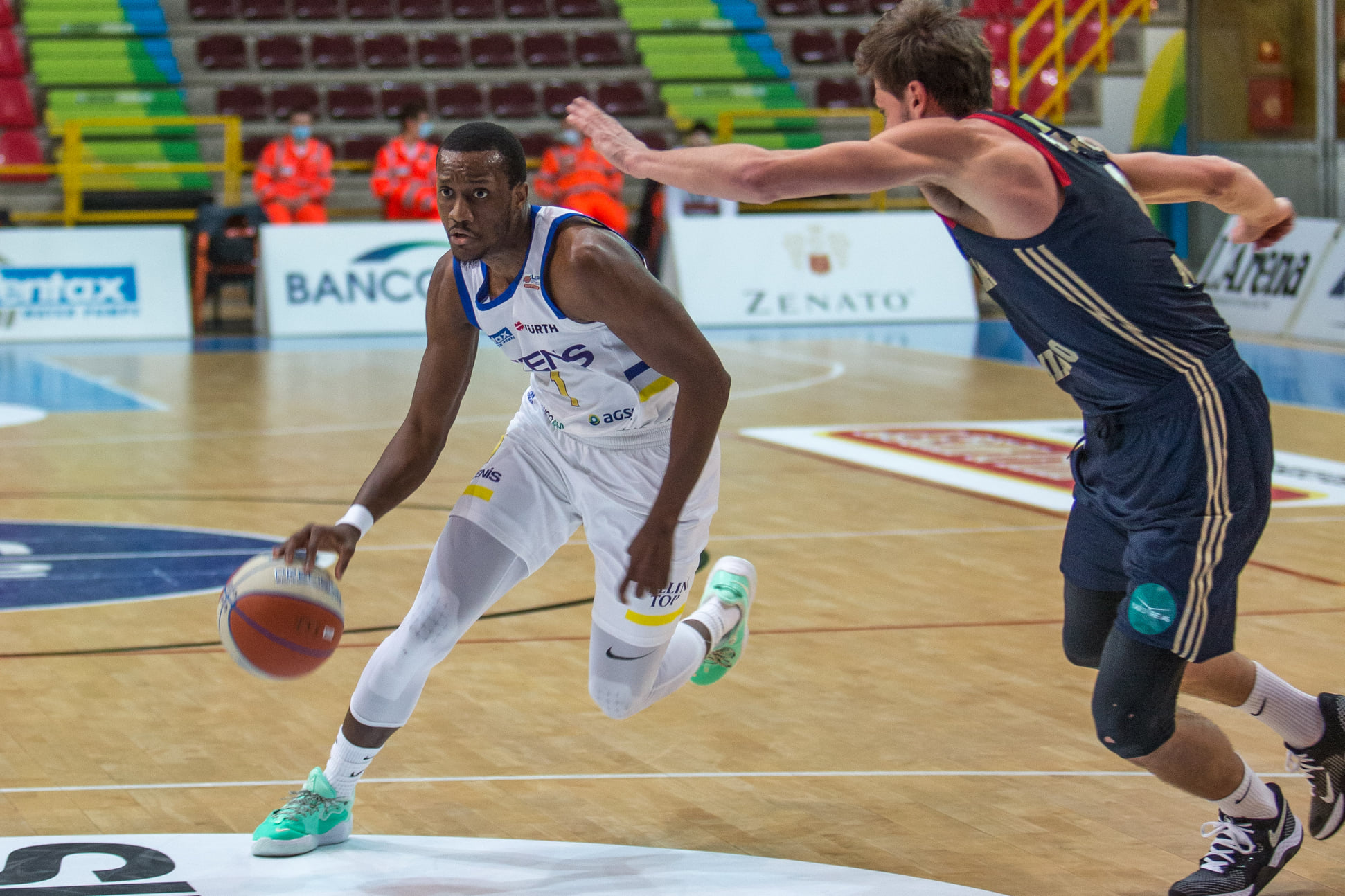 Scaligera Basket cala il poker con l’Urania, quarta vittoria in stagione. Ma non è stata una passeggiata