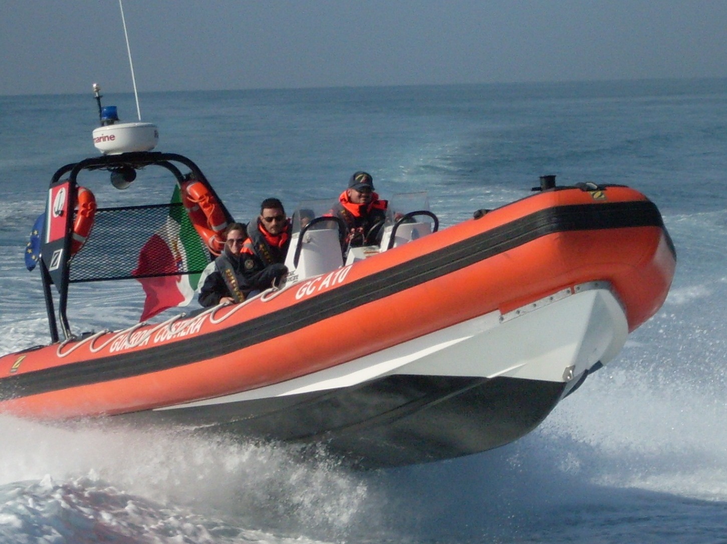 117 persone salvate sul Garda dalla Guardia Costiera dal 15 giugno. A Ferragosto vigilanza aumentata
