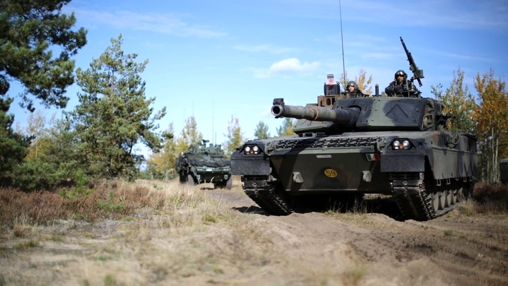Spesa militare, siamo lontani dal minimo richiesto dalla NATO. E ci addestriamo meno di quanto sarebbe utile