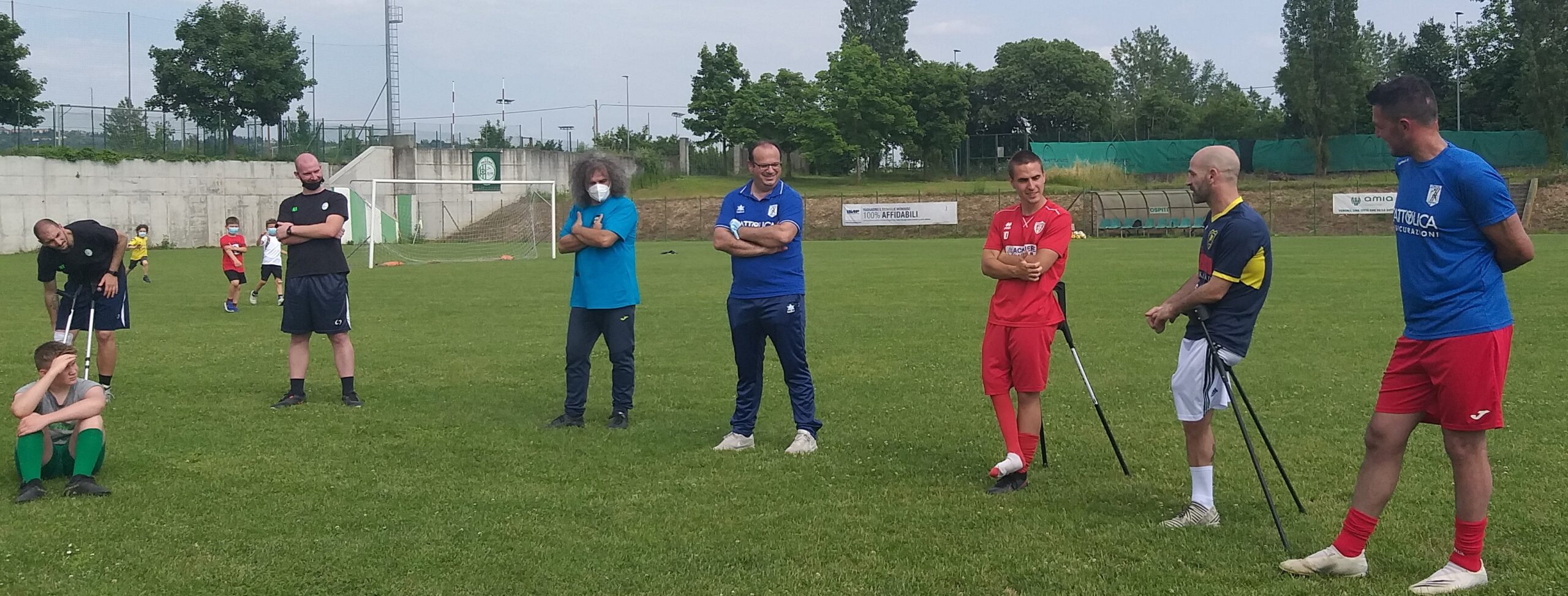Parona Calcio, i giovani atleti incontrano i campioni della Nazionale Calcio Amputati