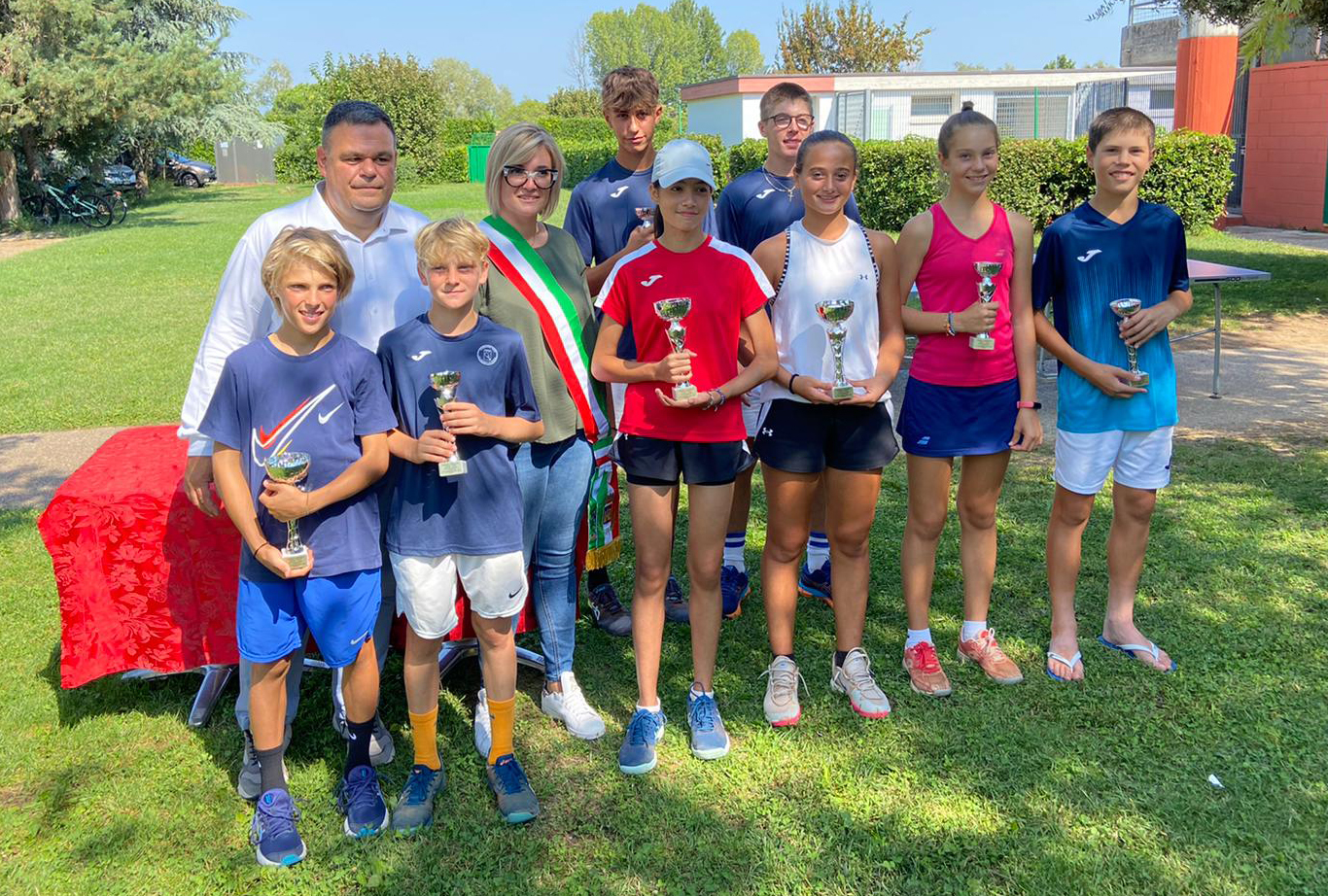 90 iscritti al torneo giovanile all’At Villafranca