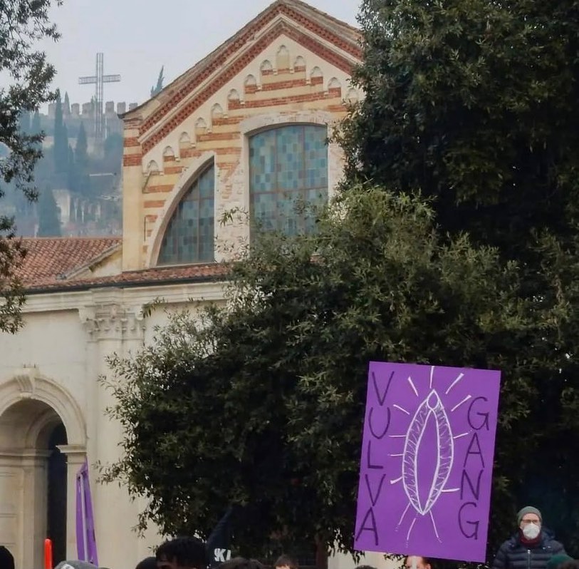 La Lega risponde alla manifestazione antifascista della sinistra veronese.