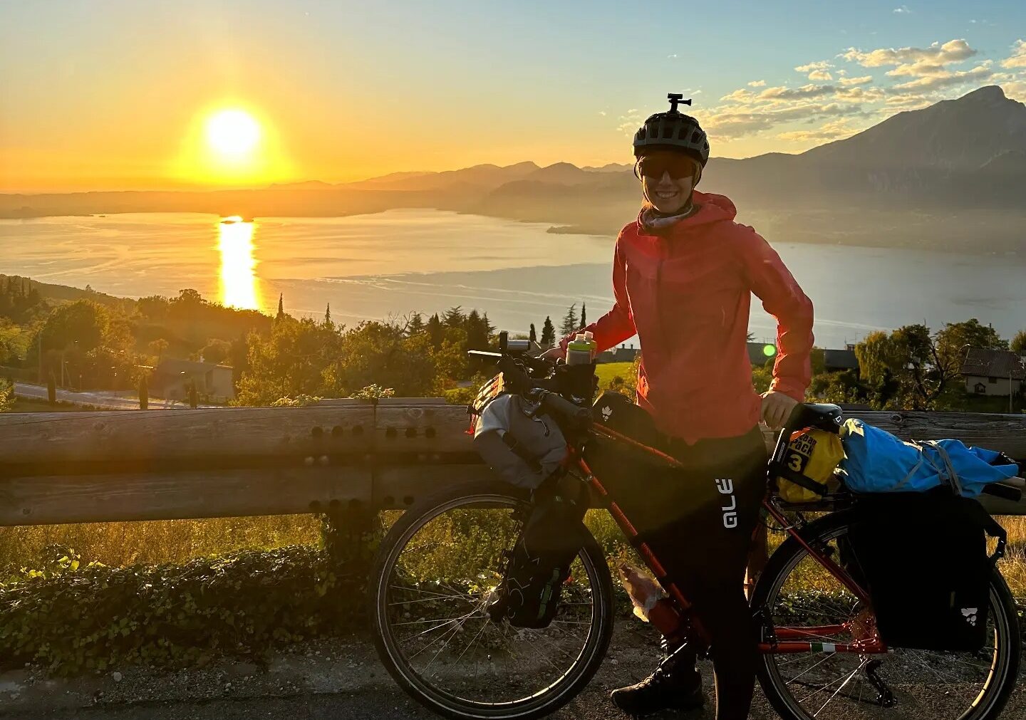 Due anni in giro per il mondo in bici. Monica Consolini presenta a San Giorgio in Salici RidesmileS