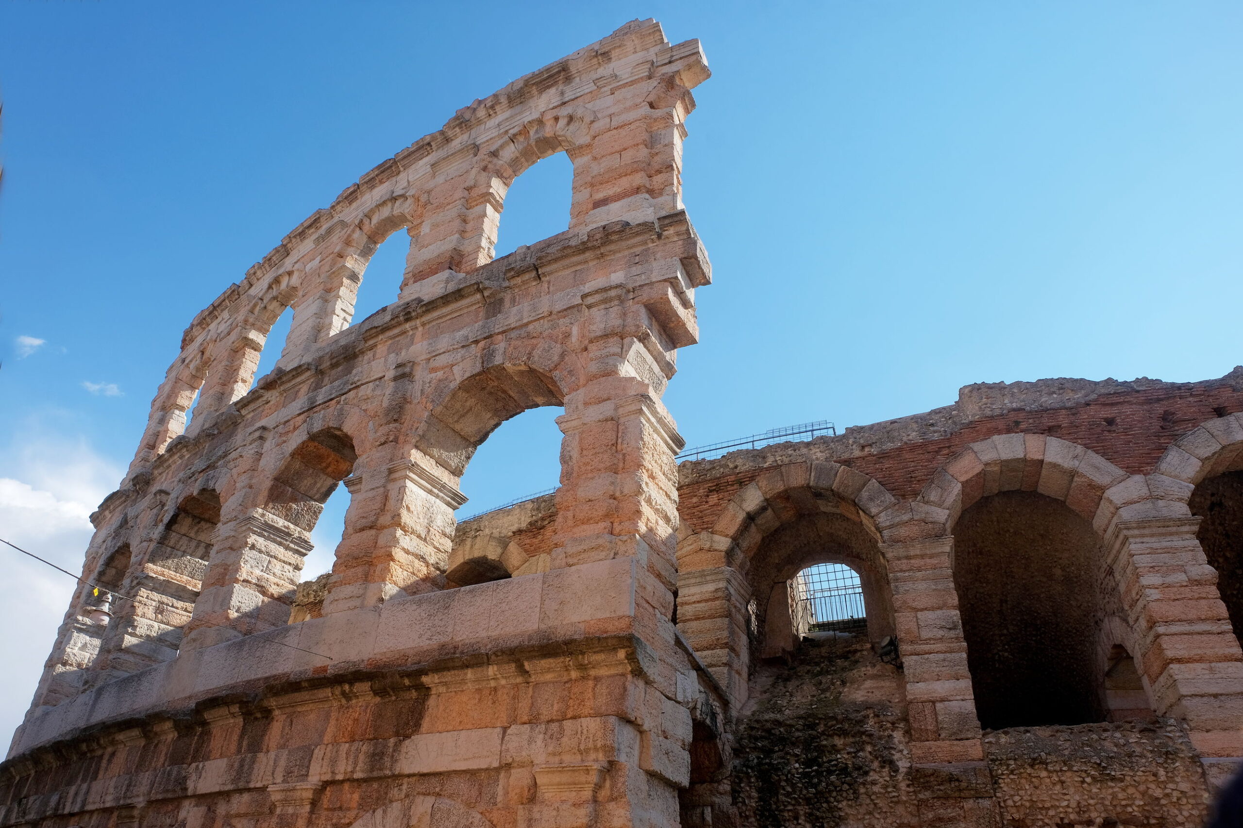 Rana e Veronesi sono i primi Founder del progetto 67 Colonne per l’Arena di Verona.