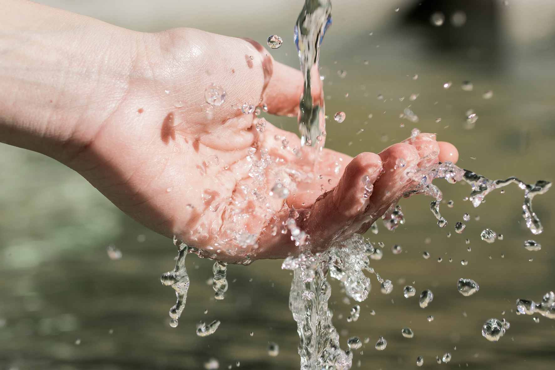 Emergenza idrica, ecco il piano del Veneto: oltre un miliardo per abbattere le perdite d’acqua e aggiornare la rete distributiva