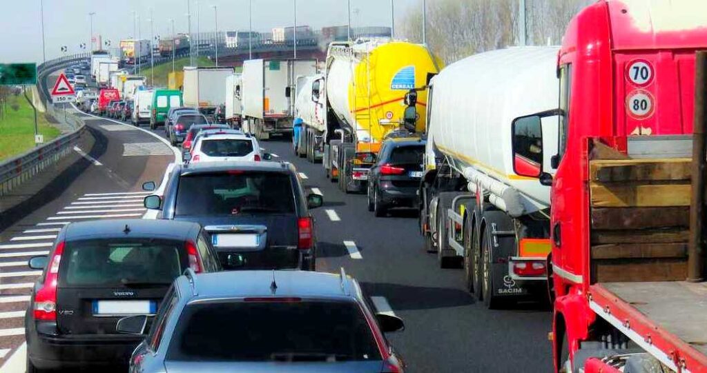 Paolo Borchia, faremo ricorso alla Corte di Giustizia: l'Austria non può bloccare i nostri TIR 1 limitazioni al traffico Brennero
