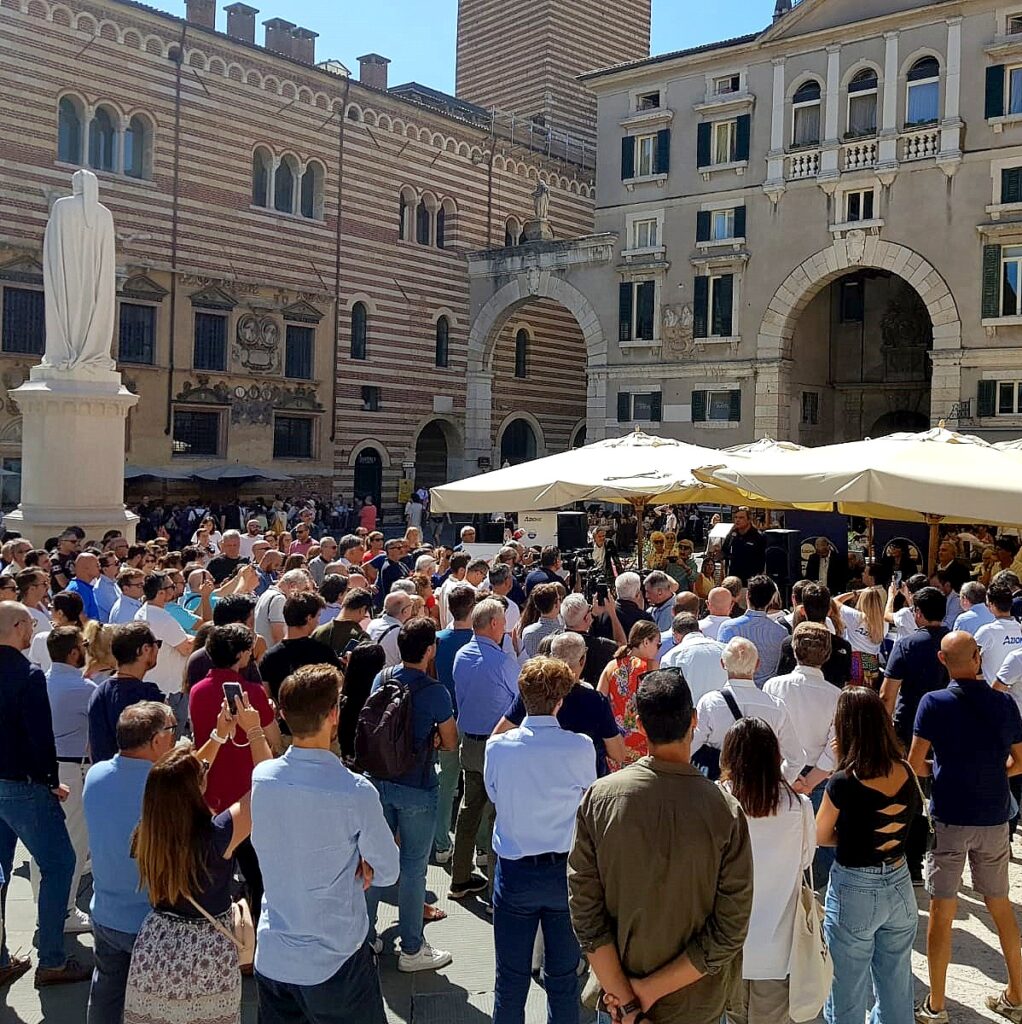 Calenda a Verona 03