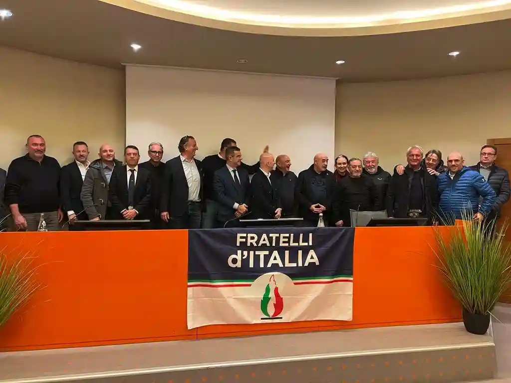 Fratelli d'Italia. Dopo i 7 congressi cambiano gli equilibri in Veneto 1 Fratelli d'Italia. Dopo i 7 congressi cambiano gli equilibri in Veneto