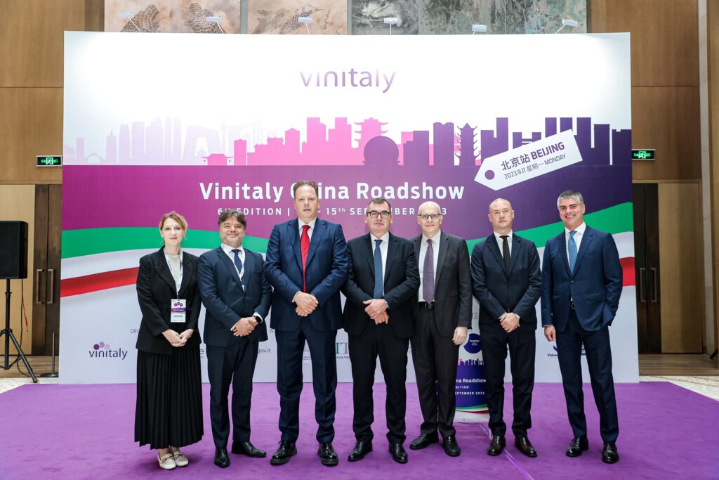 Vinitaly China, iniziato a Pechino il roadshow 2023 1 Galli Bruno Bricolo Dnanese Isler Rebughini