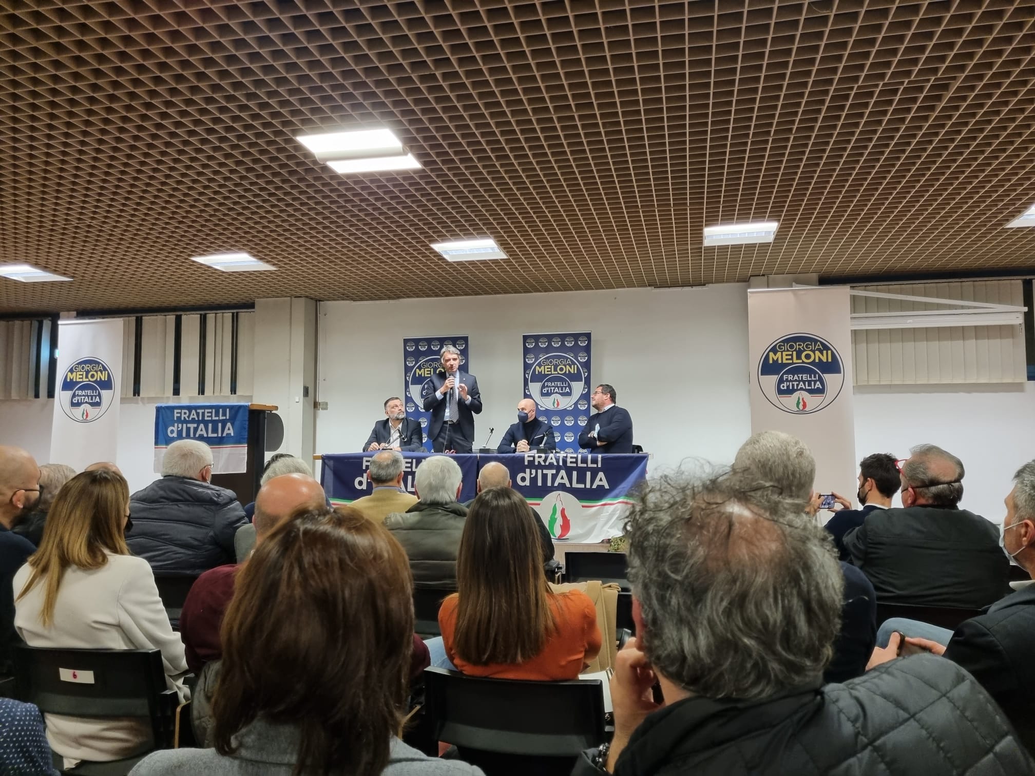 Fratelli d’Italia fa quadrato attorno a Sboarina