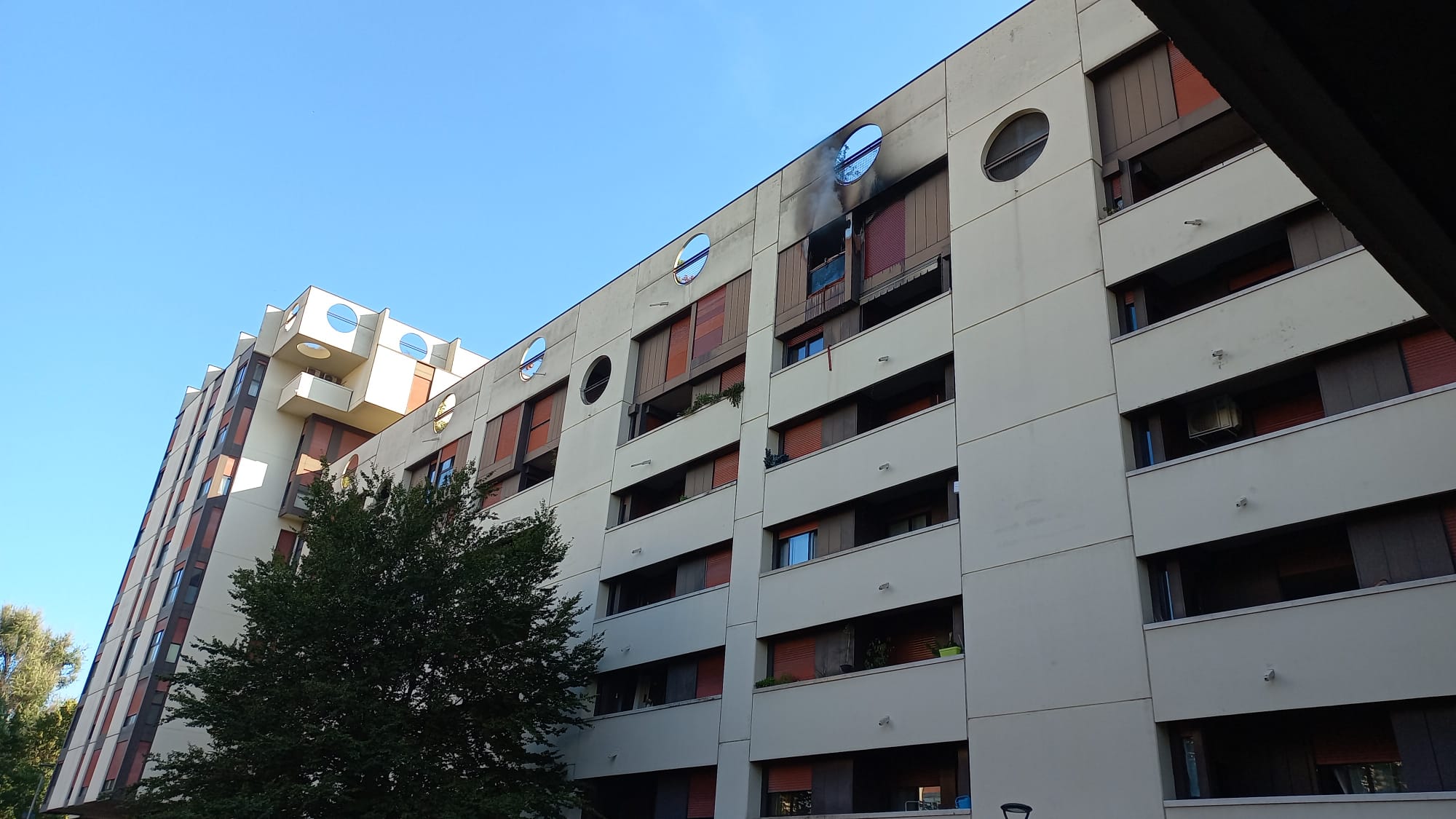 Incendio al Centro Palladio, intervento dei Vigili del Fuoco