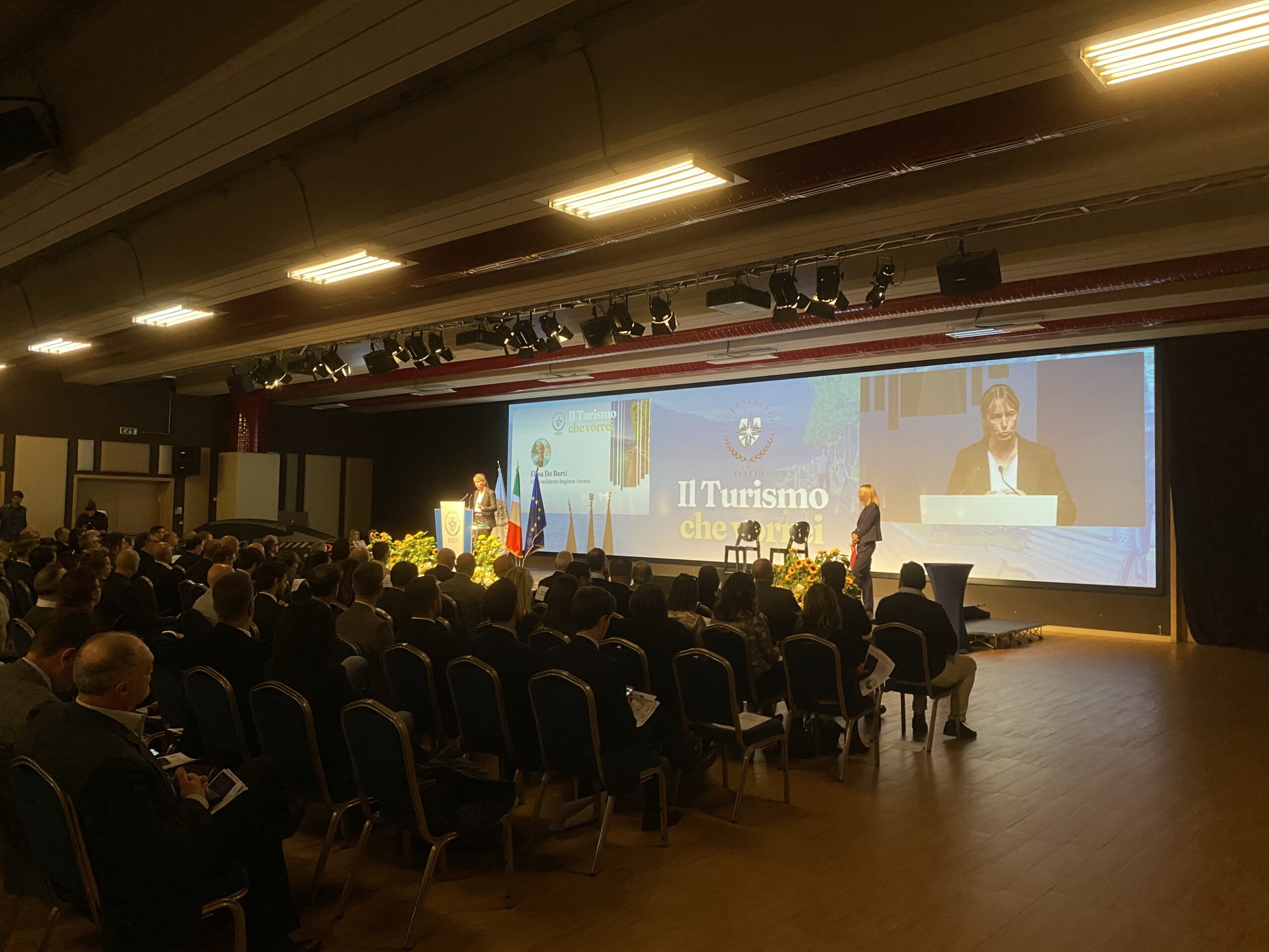 #iosonolagodigarda, la petizione lanciata da Federalberghi nel corso dell’Assemblea annuale