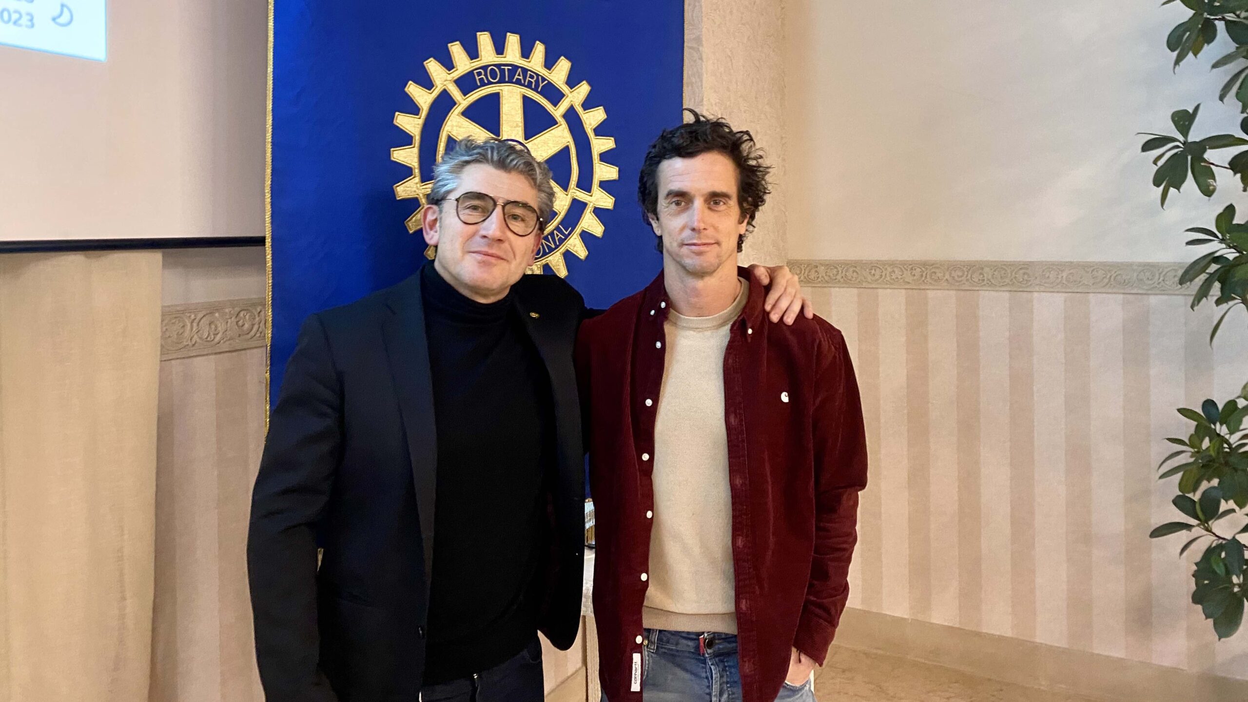 Il campione Vanni Oddera e il Rotary Club di Villafranca organizzano uno spettacolo di motocross freestyle per le fragilità 