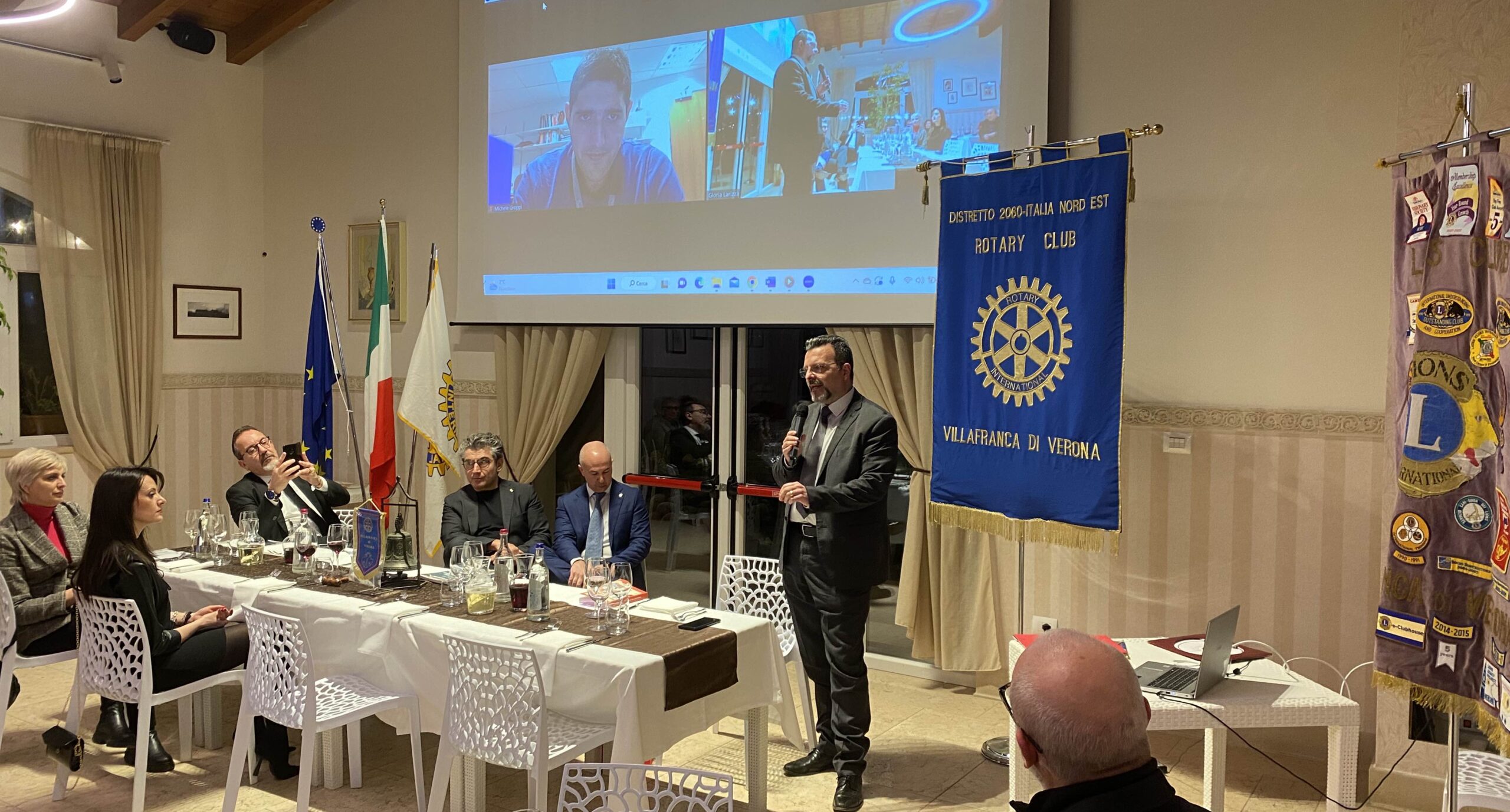 I segreti della Matrioska. Il Prof. Caputo analizza la guerra in Ucraina ad una serata organizzata da Rotary e Lions Club di Villafranca 2 IMG 3551 scaled