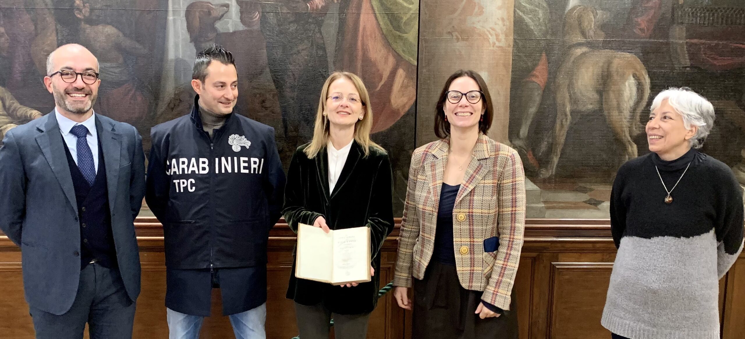 Torna alle Biblioteche Comunali “La Storia Romana” di Tito Livio grazie ai Carabinieri del NTPC