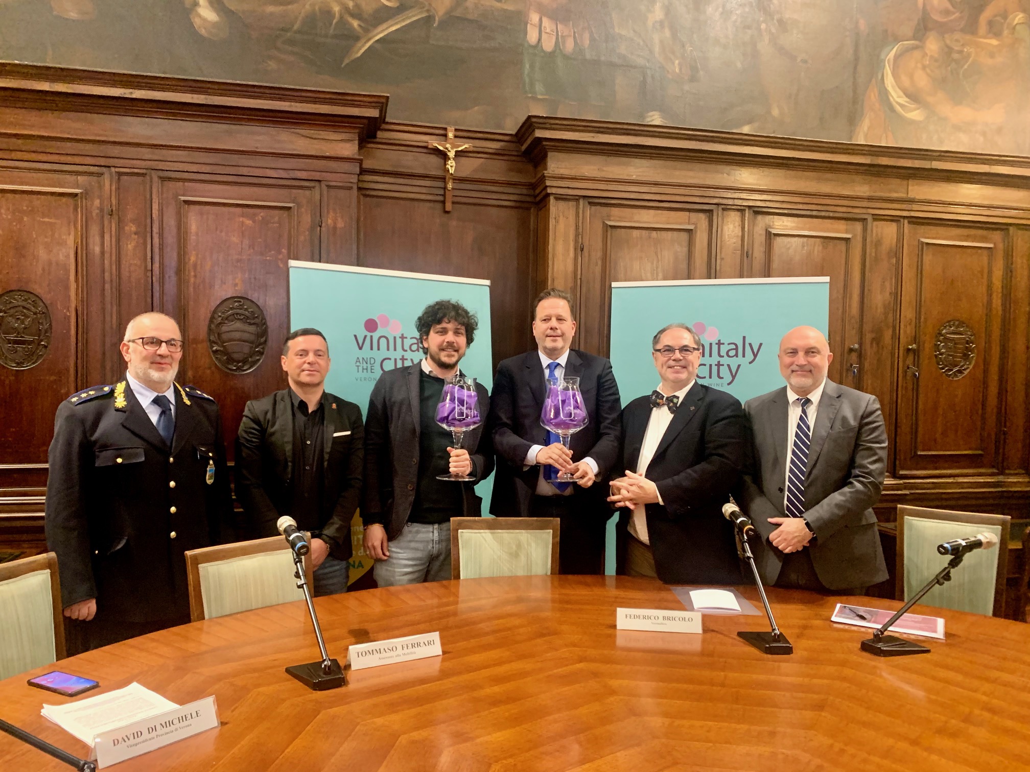 Torna Vinitaly and the city nelle strade e nelle piazze di Verona 