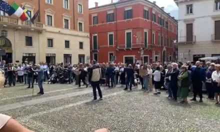 Il centro storico deve vivere! La protesta contro la chiusura voluta da Tommasi