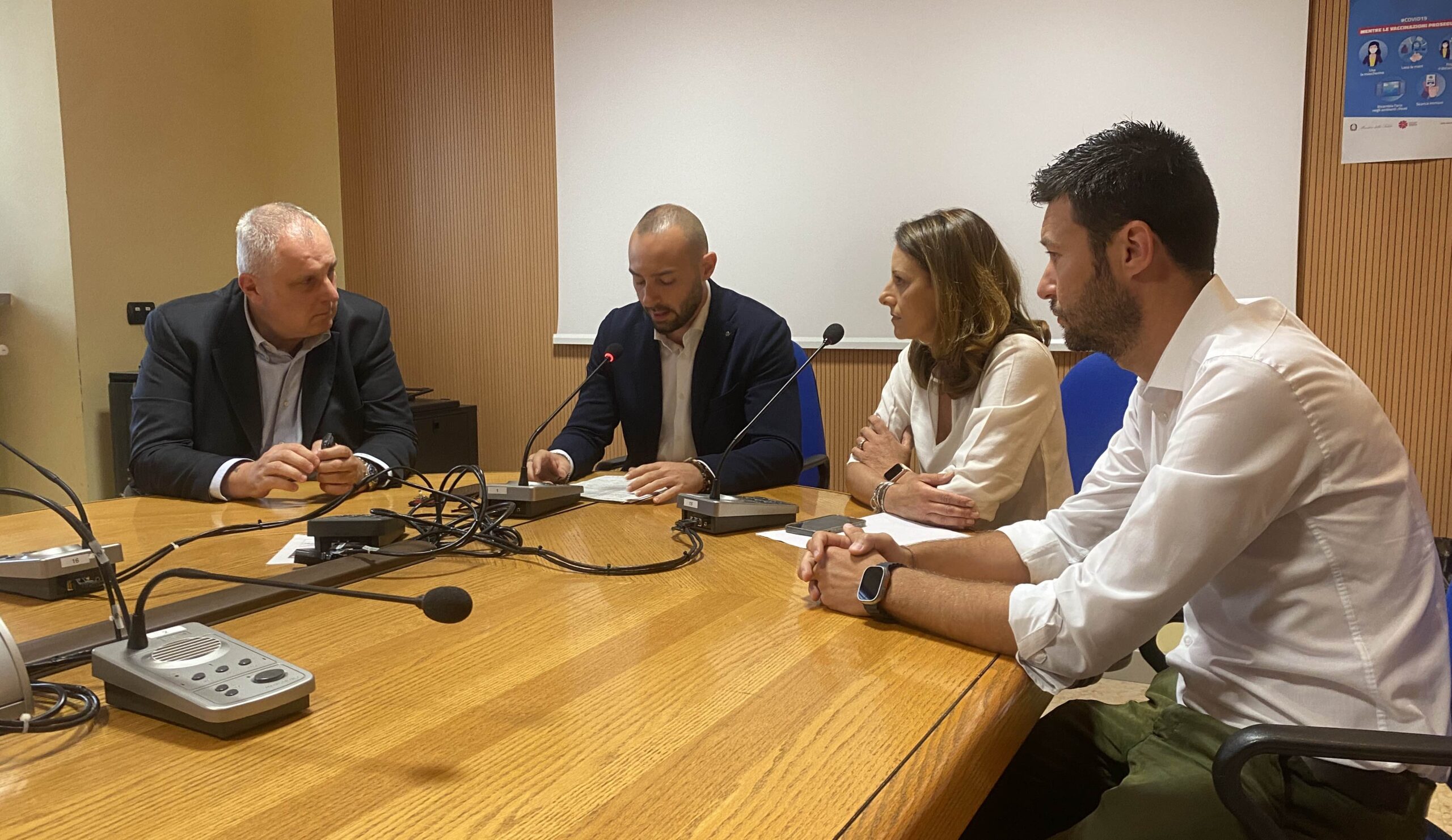 I consiglieri del centrodestra: il regolamento per gli artisti di strada è un’autorizzazione all’accattonaggio