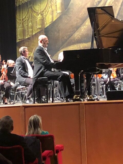 Recensione dell’ultimo concerto sinfonico della Fondazione Arena al Filarmonico.