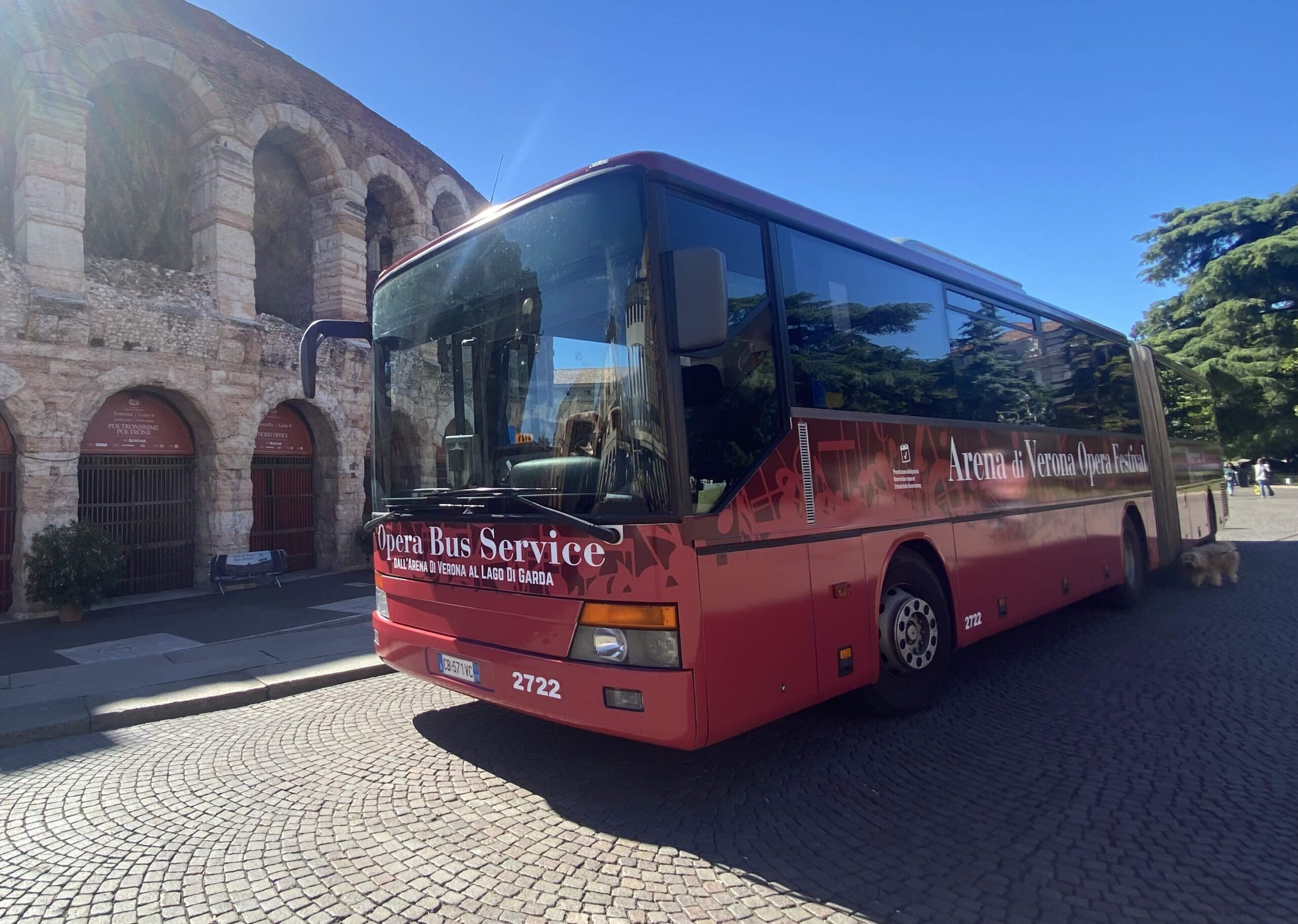 Con l'Opera Festival torna il servizio bus Arena-Lago di Garda 1 IMG 8276 scaled
