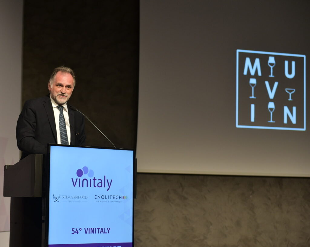 MuVin, la fondazione nasce a fine mese. In meno di tre anni l'inaugurazione 1 Il Ministro del Turismo Massimo Garavaglia oggi alla presentazione della Fondazione MUVIN