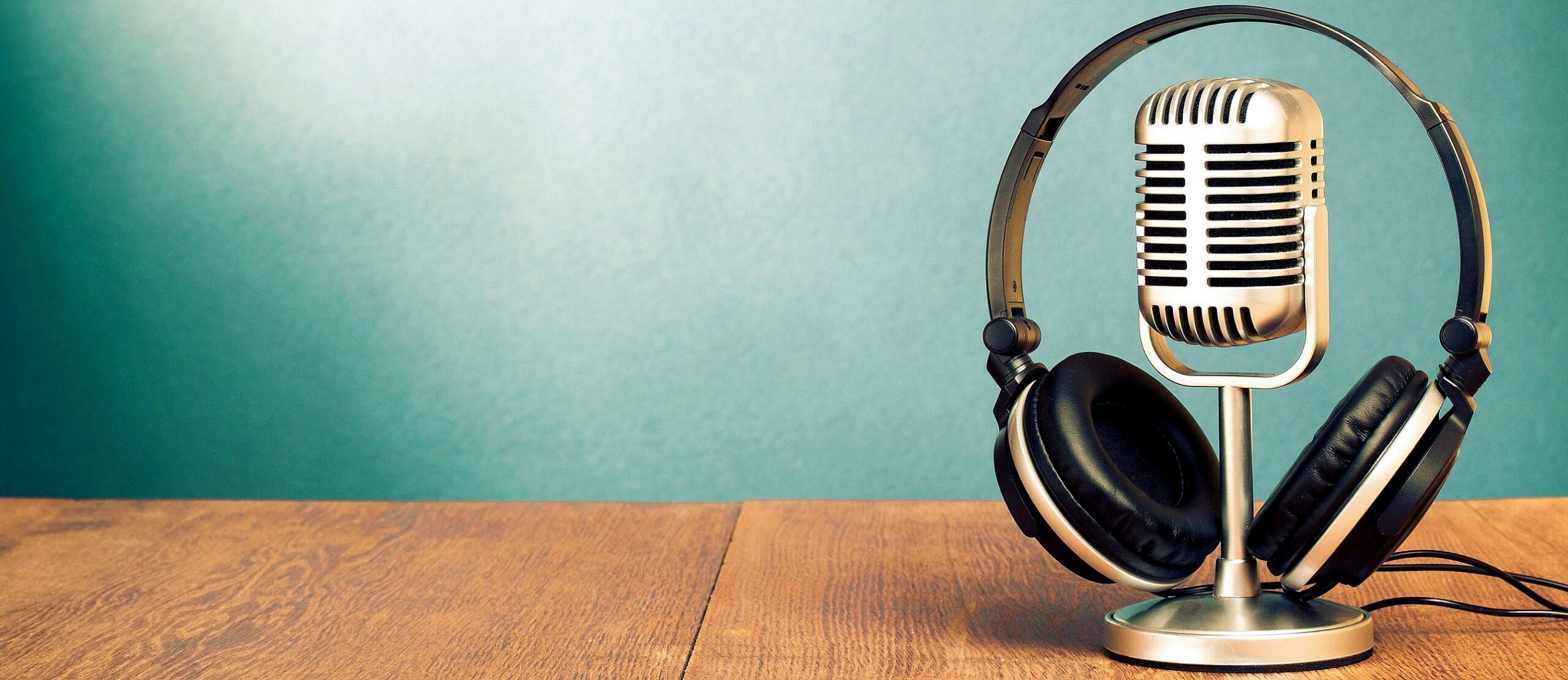 Maxfone lancia l’algoritmo che studia i contenuti dei podcast. “Puntando sui temi vincenti si rafforzano le storie dei brand”