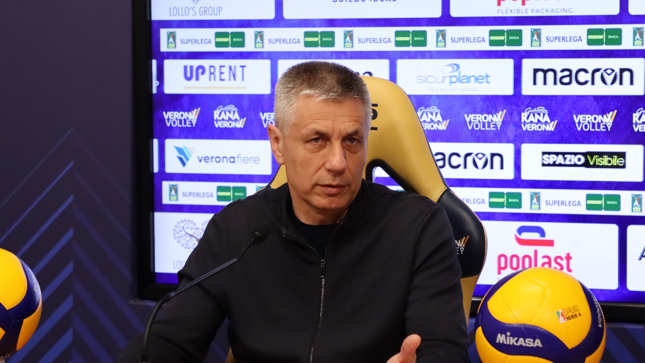 Rana Verona, a Civitanova trasferta fondamentale. Stoytchev: “Le sconfitte mi danno fastidio. Serve motivazione”