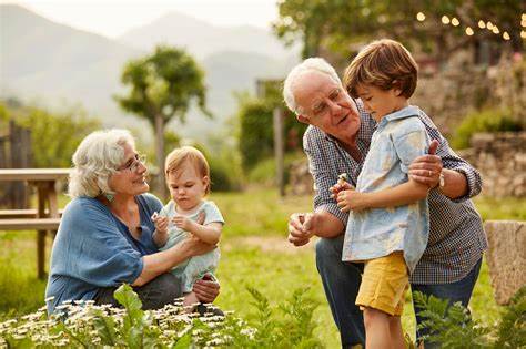 Continua la strage dei nonni, ma oggi la causa non è più il Covid ma il blocco della sanità