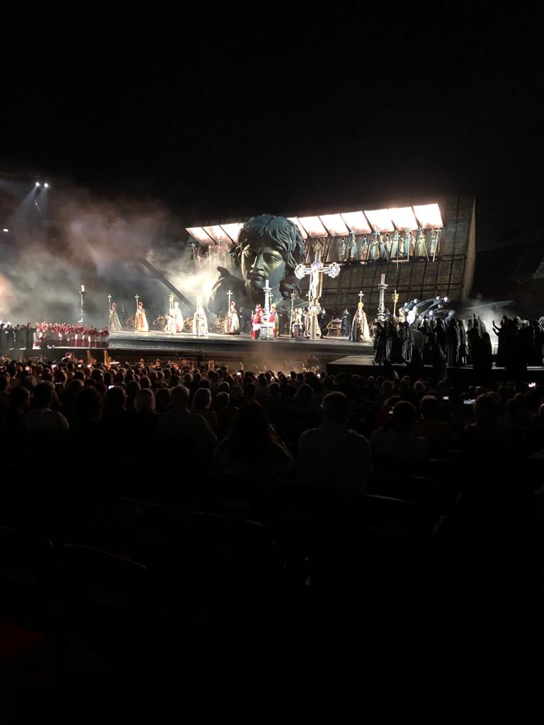 Prima della Tosca in Arena. Un trionfo di passione e drammaticità. 1 PHOTO 2023 07 30 12 20 26