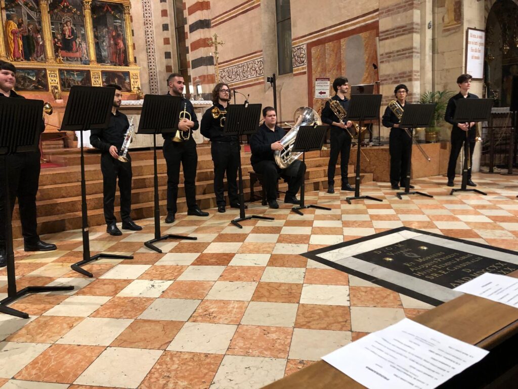 Trionfo di ottoni: l'Ensemble del Conservatorio Dall'Abaco incanta San Zeno 1 ottoni