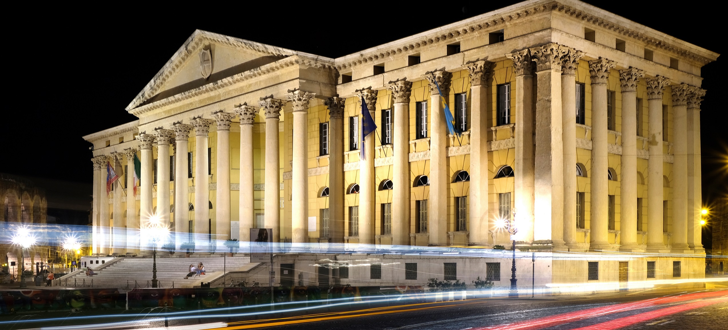 Il Comune  annuncia la costituzione a parte civile nel procedimento sul raid squadristi contro i tifosi marocchini. Giusto. E perché no per il cameriere picchiato dai magrebini?