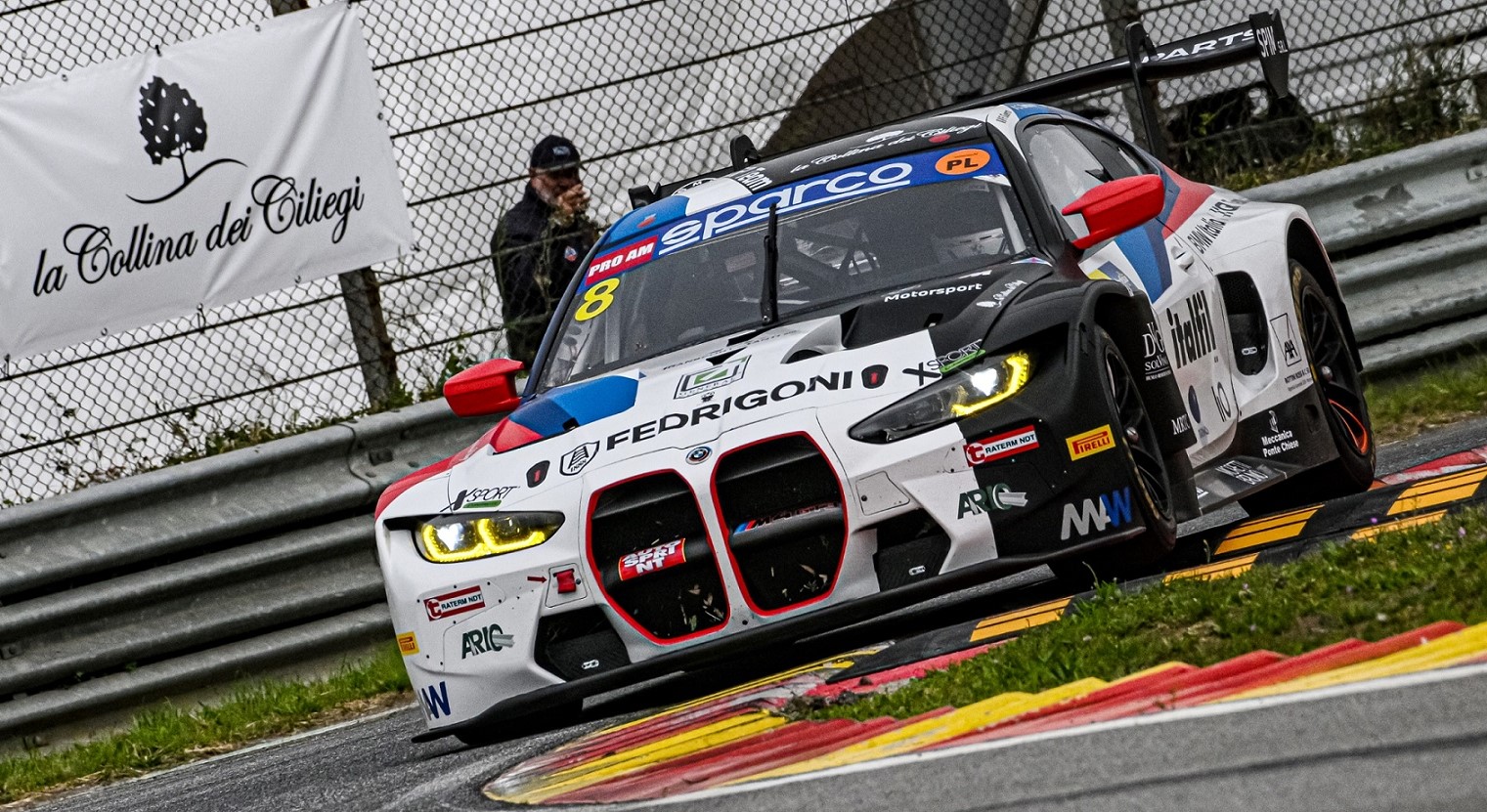 Fedrigoni corre nell’endurance turismo con la BMW M4 GT3 condotta da Salvatore Tavano