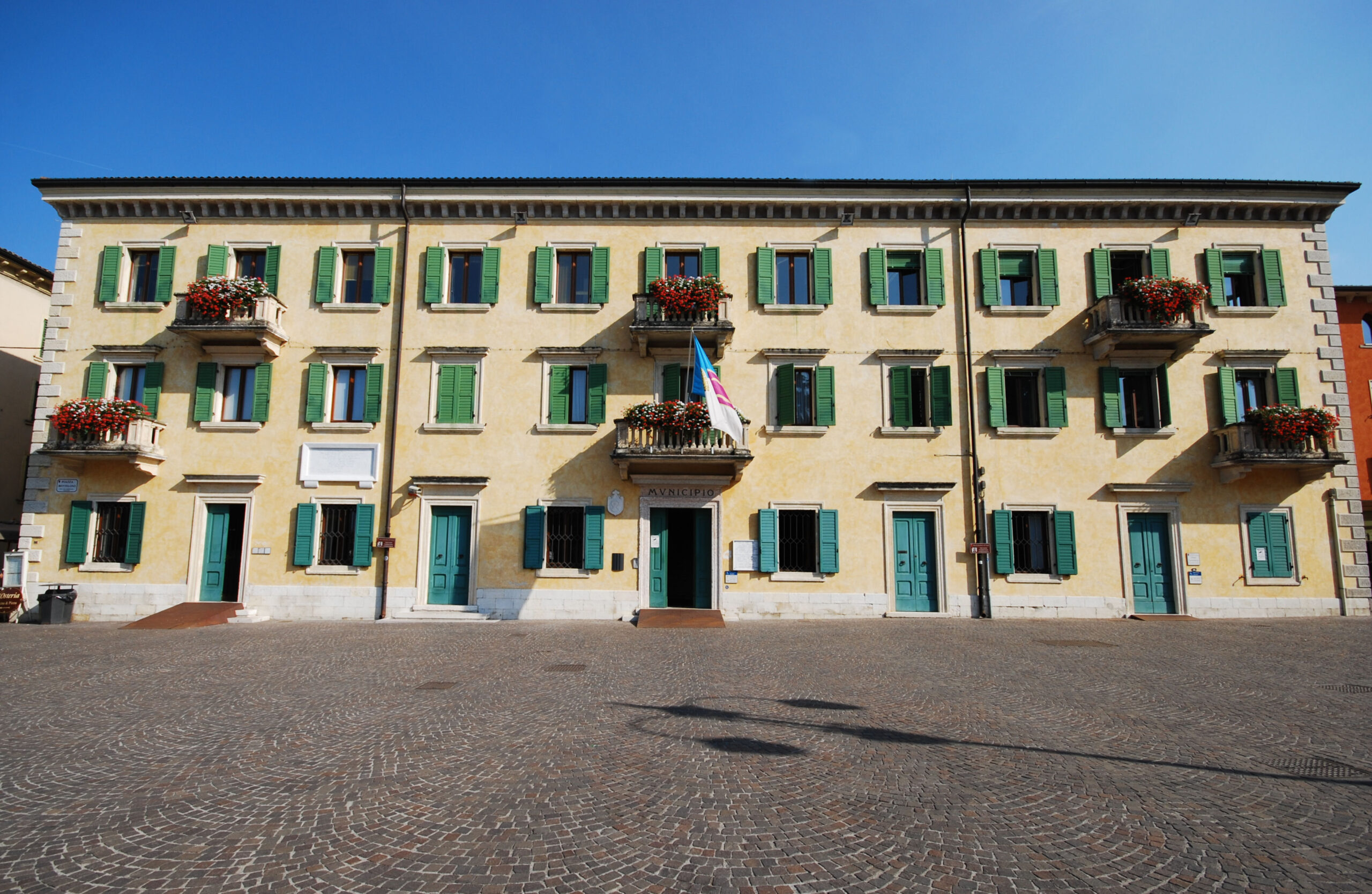 Giovani e sicurezza. Convegno su disagio giovanile e baby gang a Peschiera per non dimenticare le violenze del giugno scorso