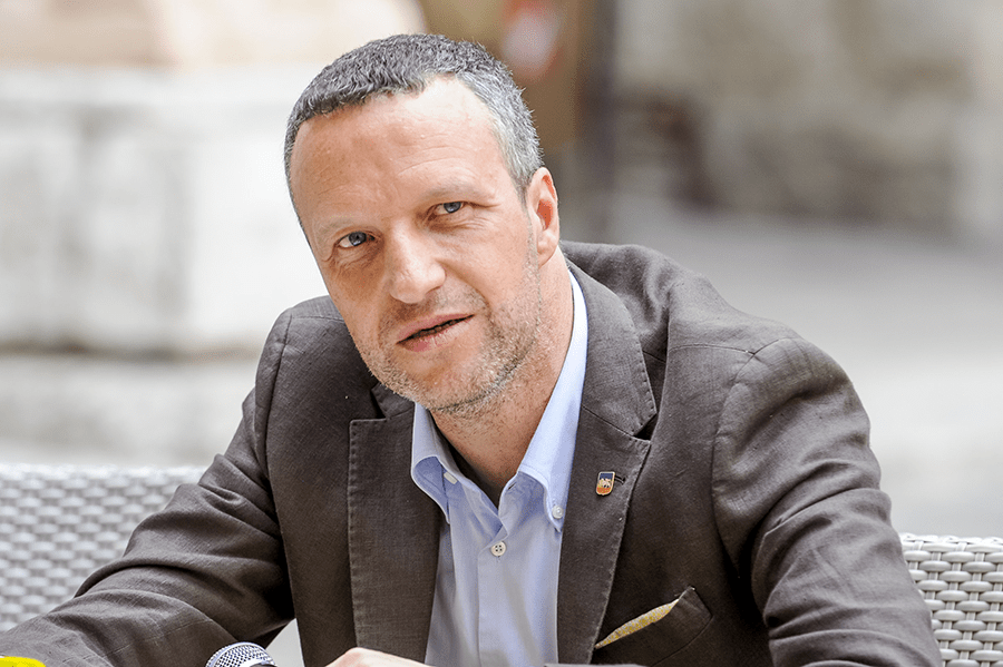 Flavio Tosi mette nel mirino Giorgia Meloni: chiarisca cosa vuol fare per l’autonomia del Veneto