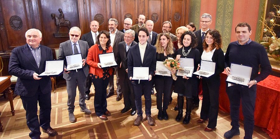 Solidarietà, impegno sociale e servizio: un giornalismo che sa aiutare. Annunciati i vincitori del premio “Natale Ucsi 2021”