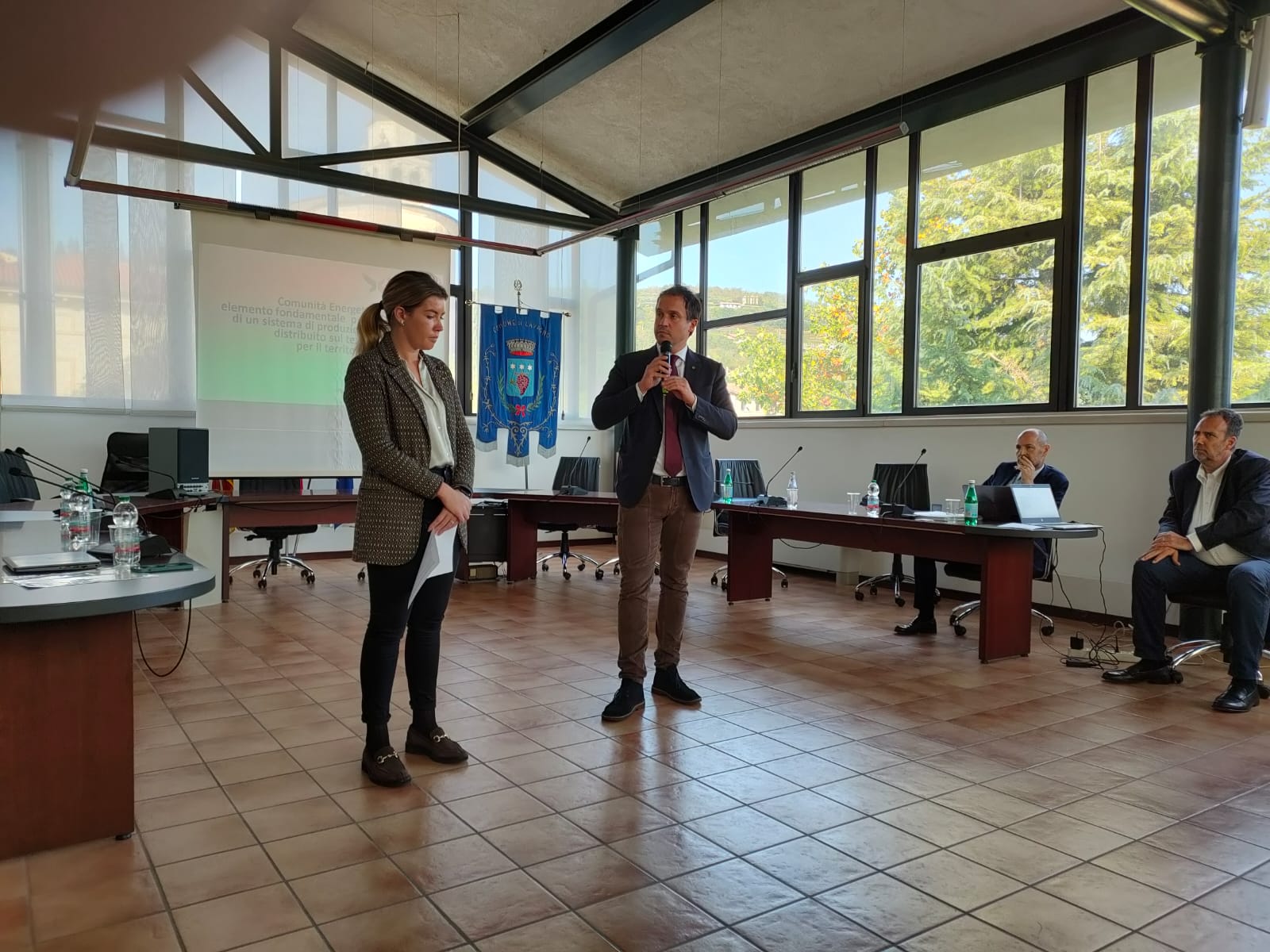 Comunità energetiche. Le opportunità della nuova legge regionale ai sindaci dell’Est Veronese illustrate da Marco Andreoli (Lega) presidente della 3^ Commissione