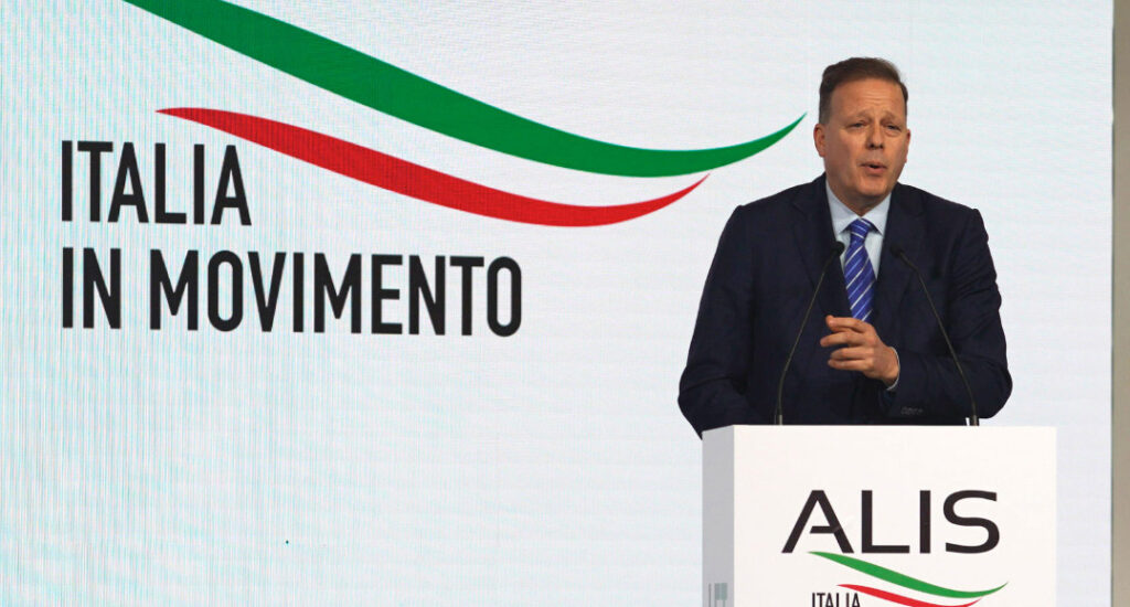 Apre Letexpo, la fiera dei trasporti e della logistica