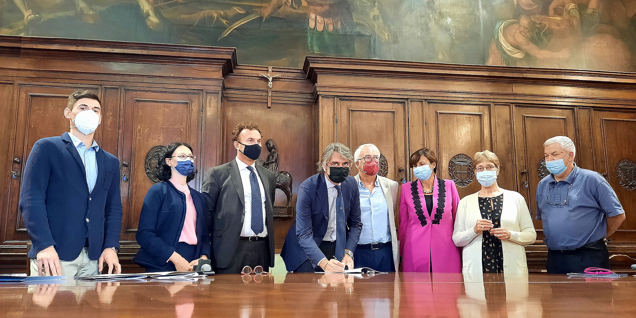 Vittime di reato mai più sole: il Comune firma il patto con 11 istituzioni per una rete di sostegno e uno “sportello” aperto
