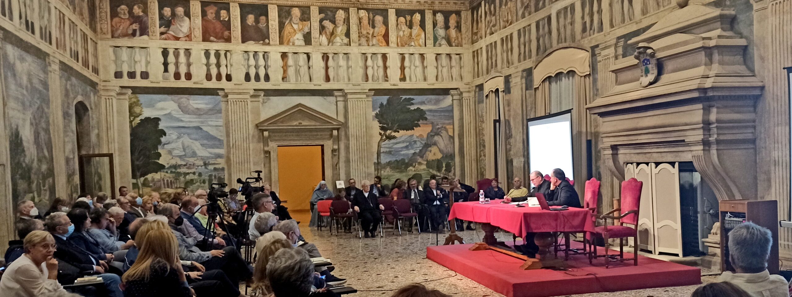 “Senza religione cosa rimane della società e dell’Europa?” Il card. Eijk racconta un’Olanda con poche chiese e fedeli