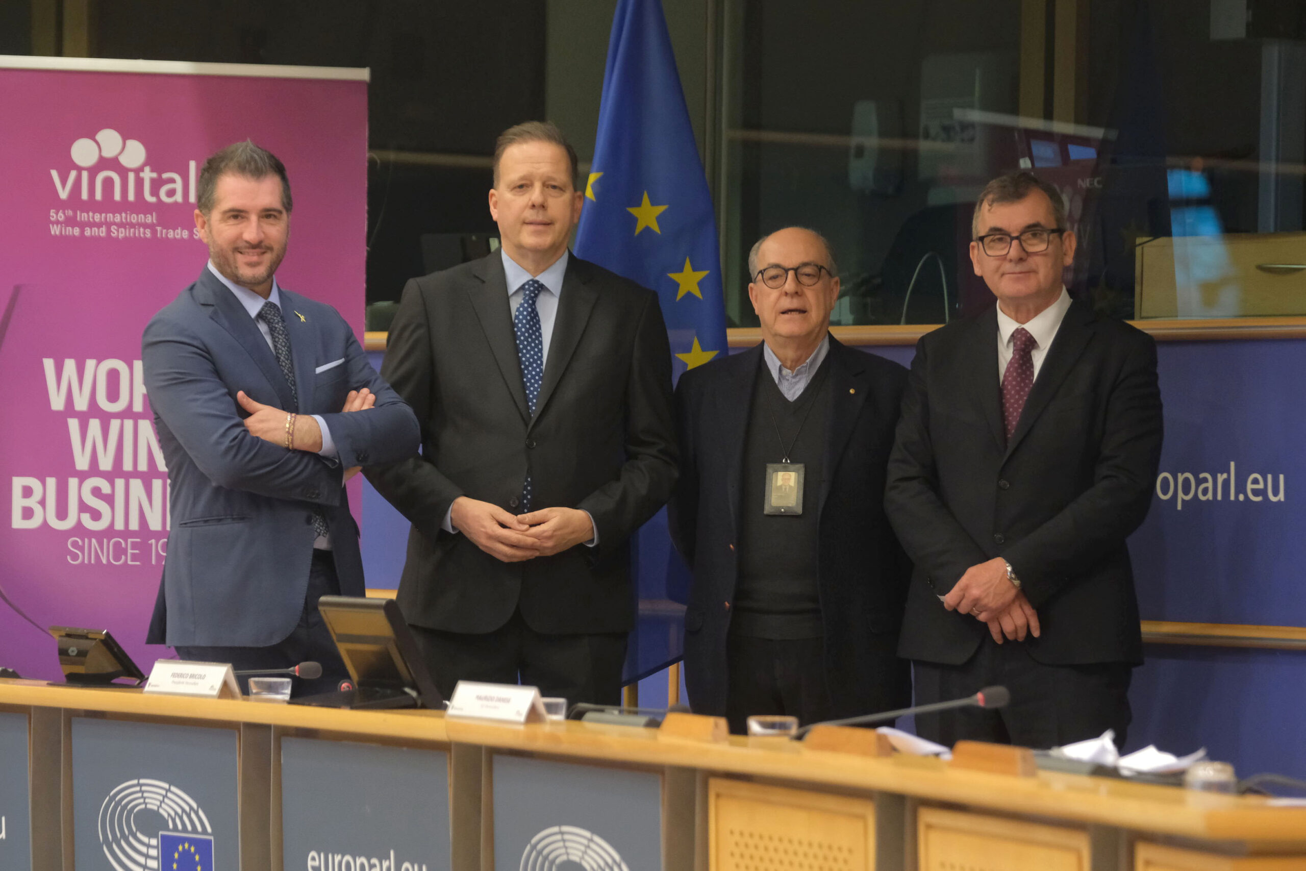 Vinitaly 2024 vince a Bruxelles. Coi francesi che s’incazzano…