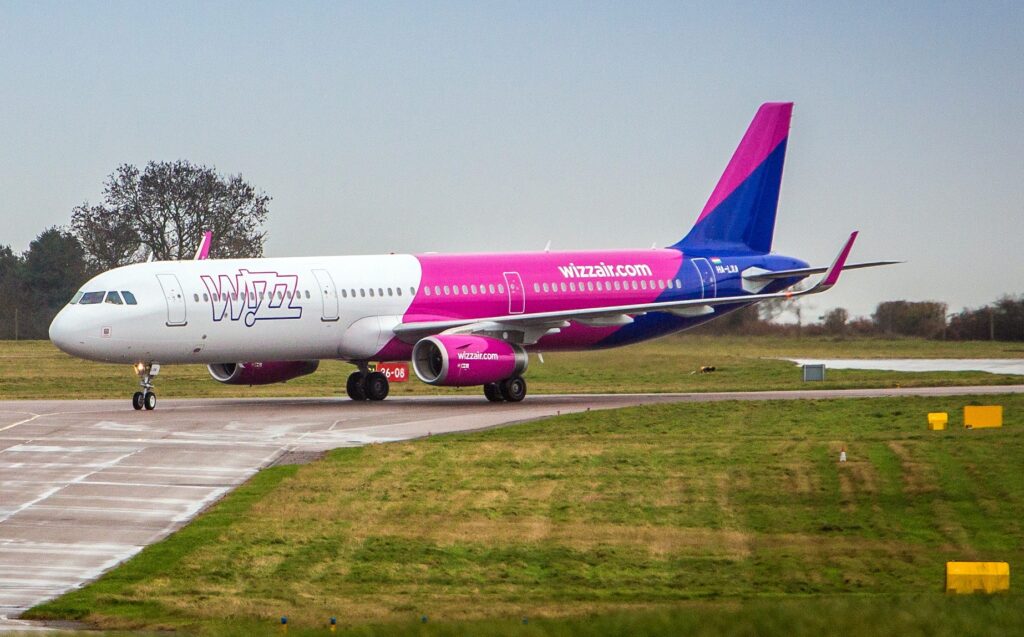 Aeroporto Catullo sempre più solo: per RyanAir e WizzAir nuove basi, aeroplani, voli e posti di lavoro. Però a Venezia 1 WizzAir A321Neo 1