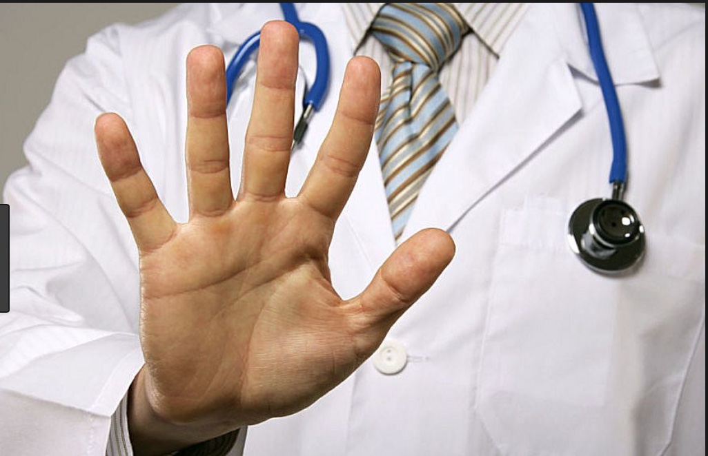 Aggressione violenta al Pronto Soccorso dell’Ospedale di Borgo Roma ai danni di 4 sanitari e una guardia giurata