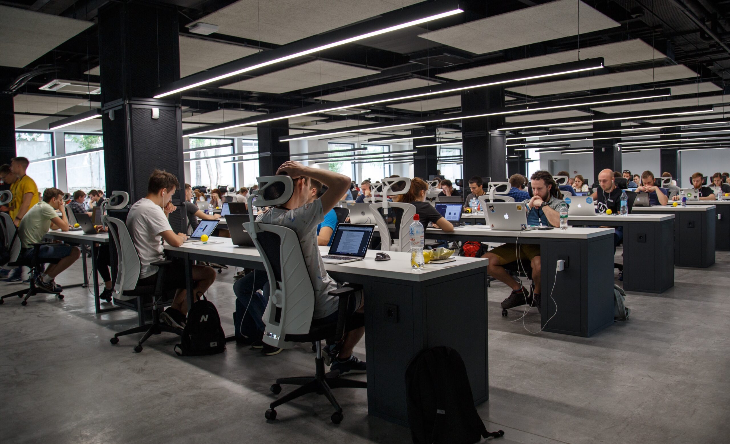 Il salario minimo e lo stipendio dimezzato. Due conti sul potere d’acquisto dei lavoratori
