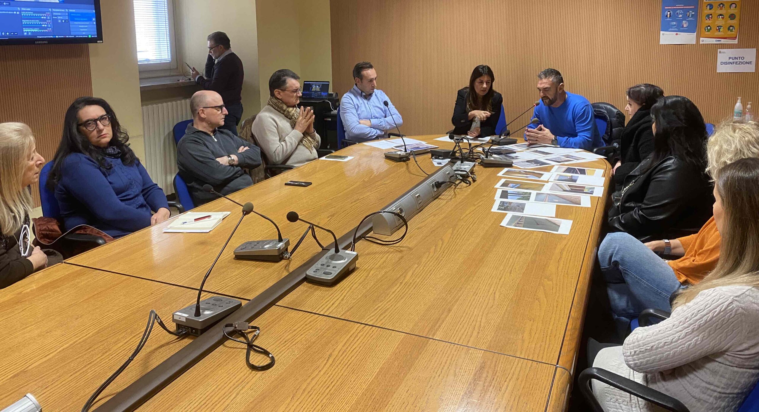‘Fare’ denuncia le problematiche urgenti in molte scuole dell’infanzia e medie del Comune di Verona.