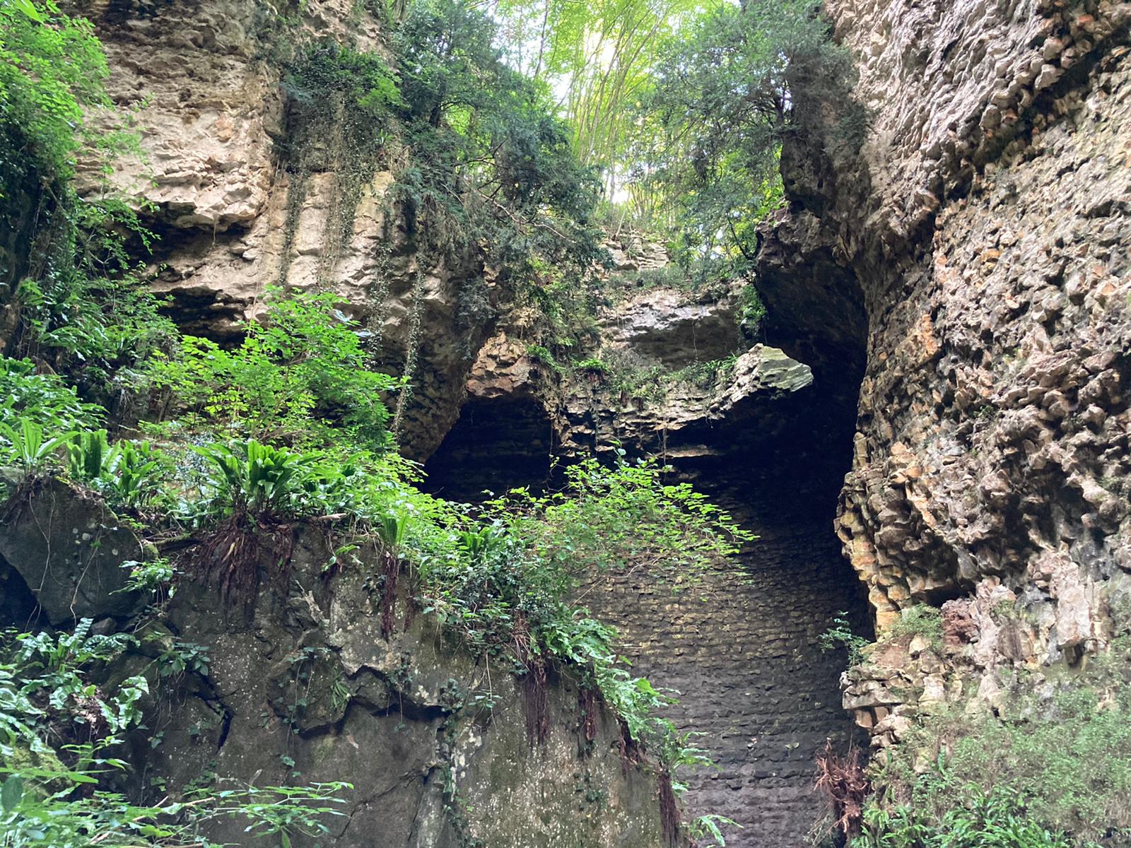 Verona e Negrar hanno firmato il patto di salvaguardia della Val Borago, l’area naturalistica fra Avesa, Quinzano e Montecchio