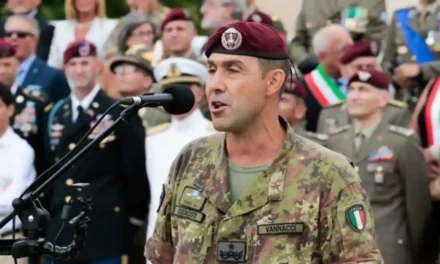 Vannacci  porta 500 mila voti alla Lega. La mossa salvagente di Salvini
