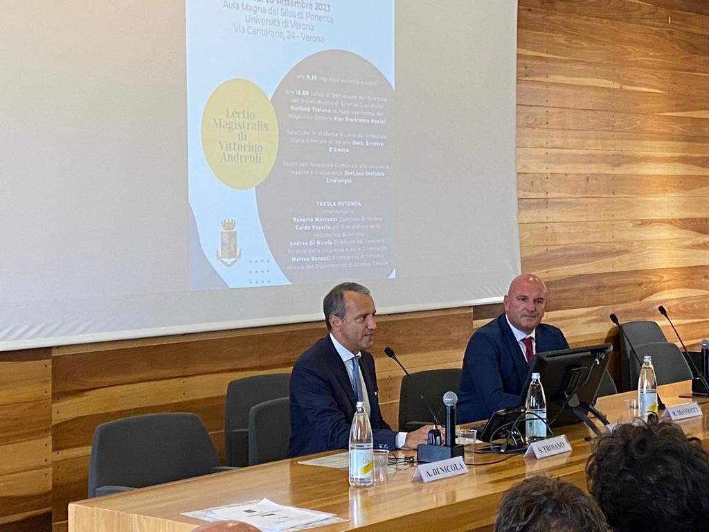 Dalla violenza alla distruttività: dialogo con Vittorino Andreoli 1 Andreoli