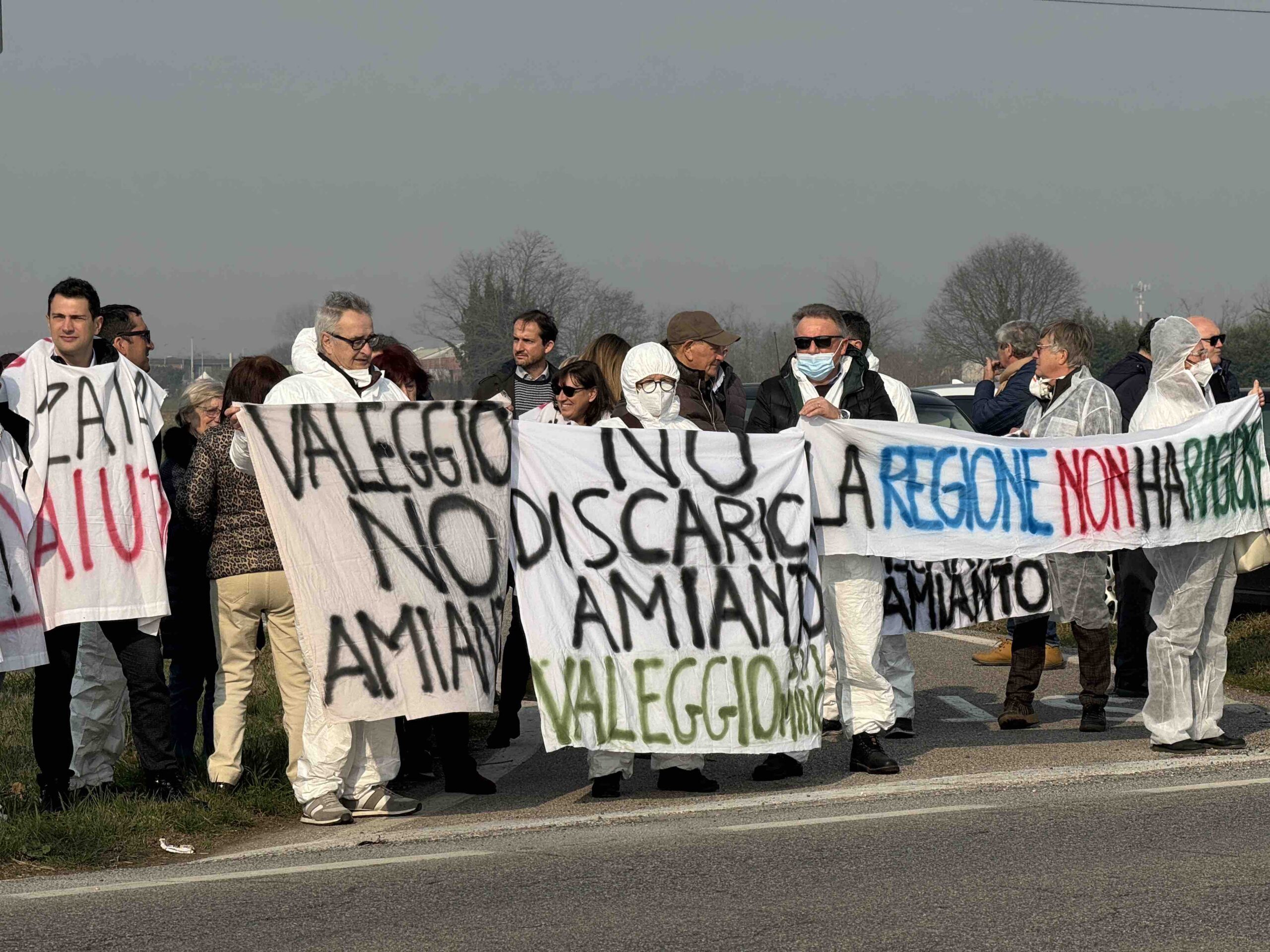 Nuova richiesta per discarica di amianto a Caluri: il Comitato difesa territorio torna a denunciare la deroga regionale